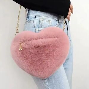 Pink Heart-Shaped Faux Fur Shoulder Bag